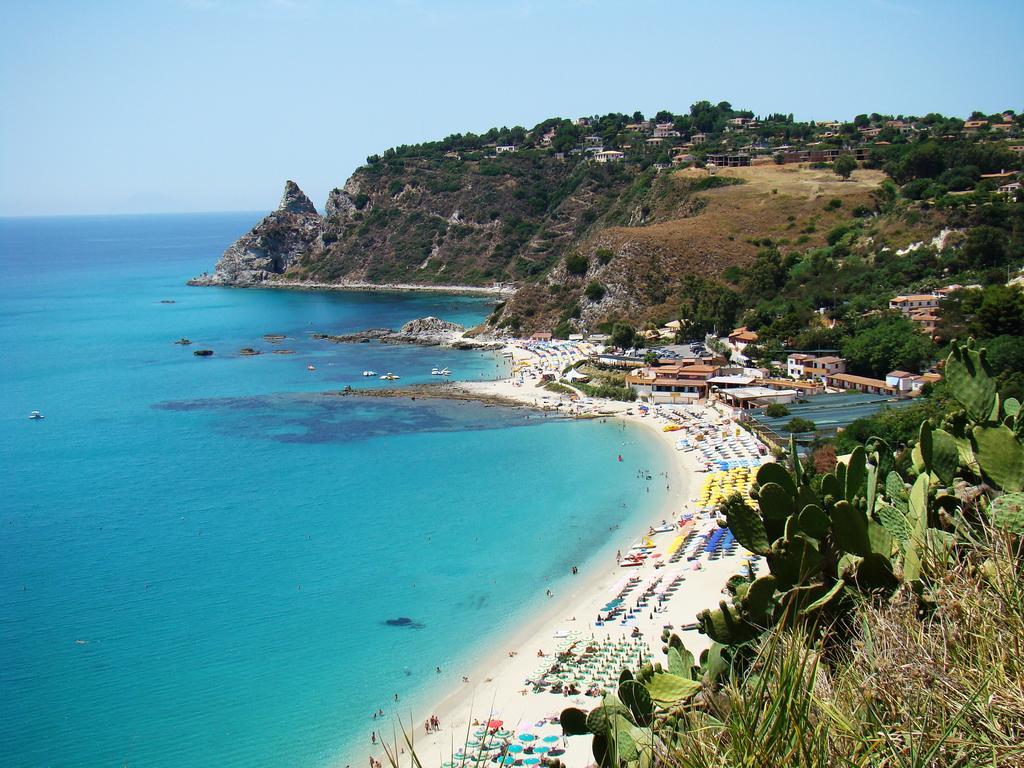 Hotel Eolo Capo Vaticano Exterior foto